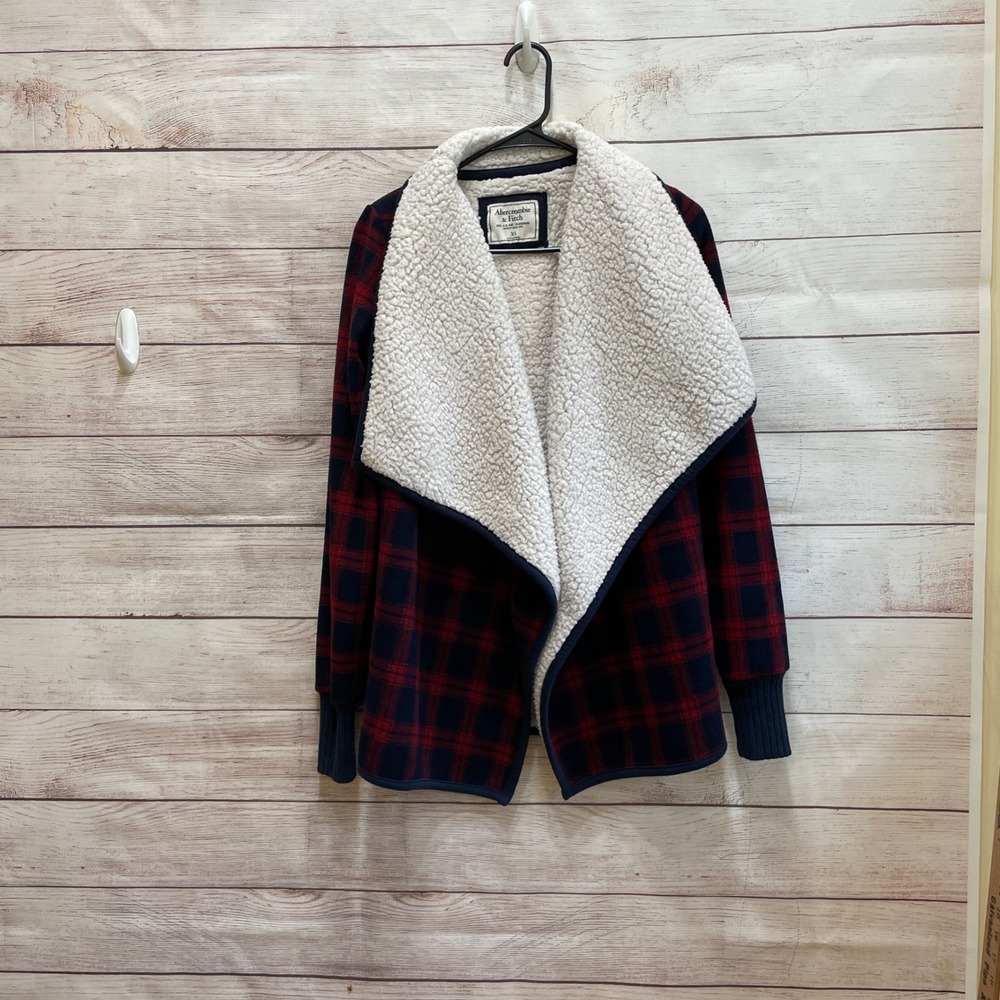 ABERCROMBIE & FITCH RED BUFFALO PLAID SWEATER WITH SHERPA LINING